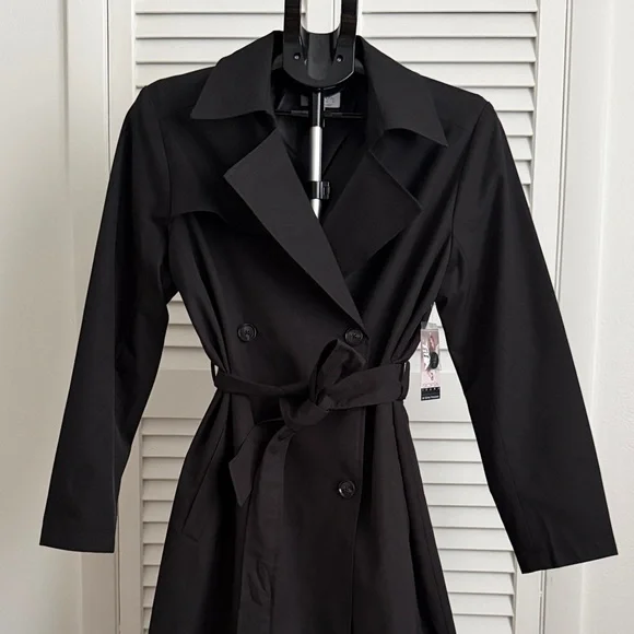Sofia Vergara Classic Black Trench Coat - Picture 2 of 7
